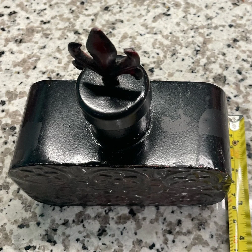 Vintage Perfume Container - Picture 4 of 9